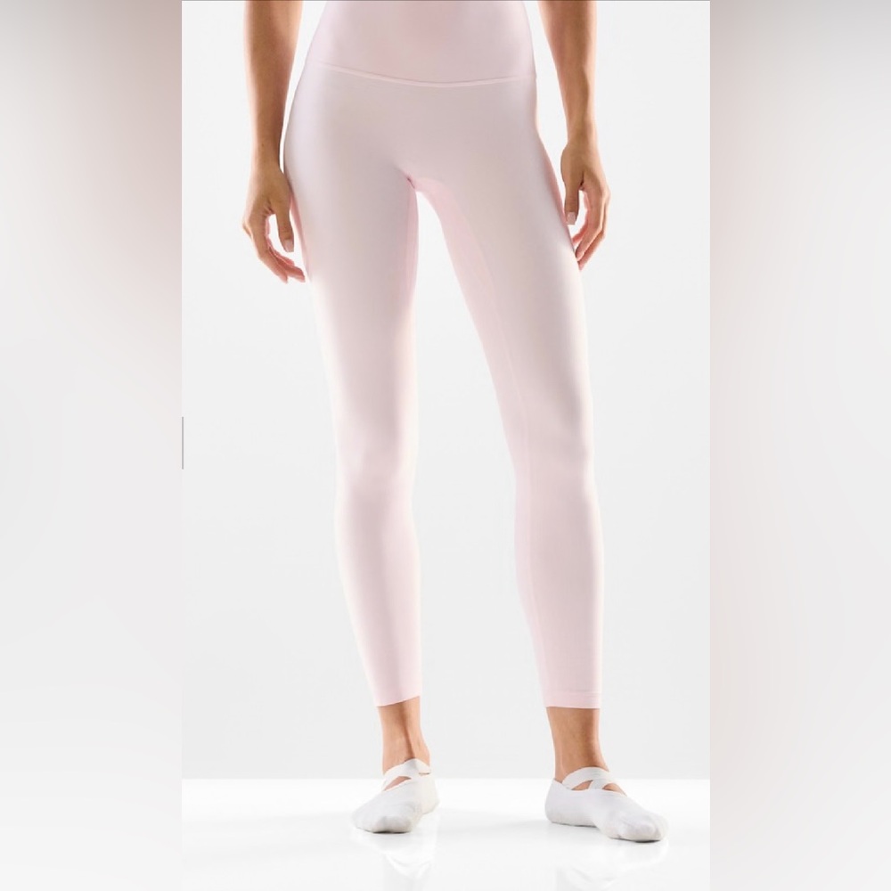 Aritzia Golden BUTTER Cheeky Hi-Rise Legging
 size 0 color Villa pink - Picture 5 of 6